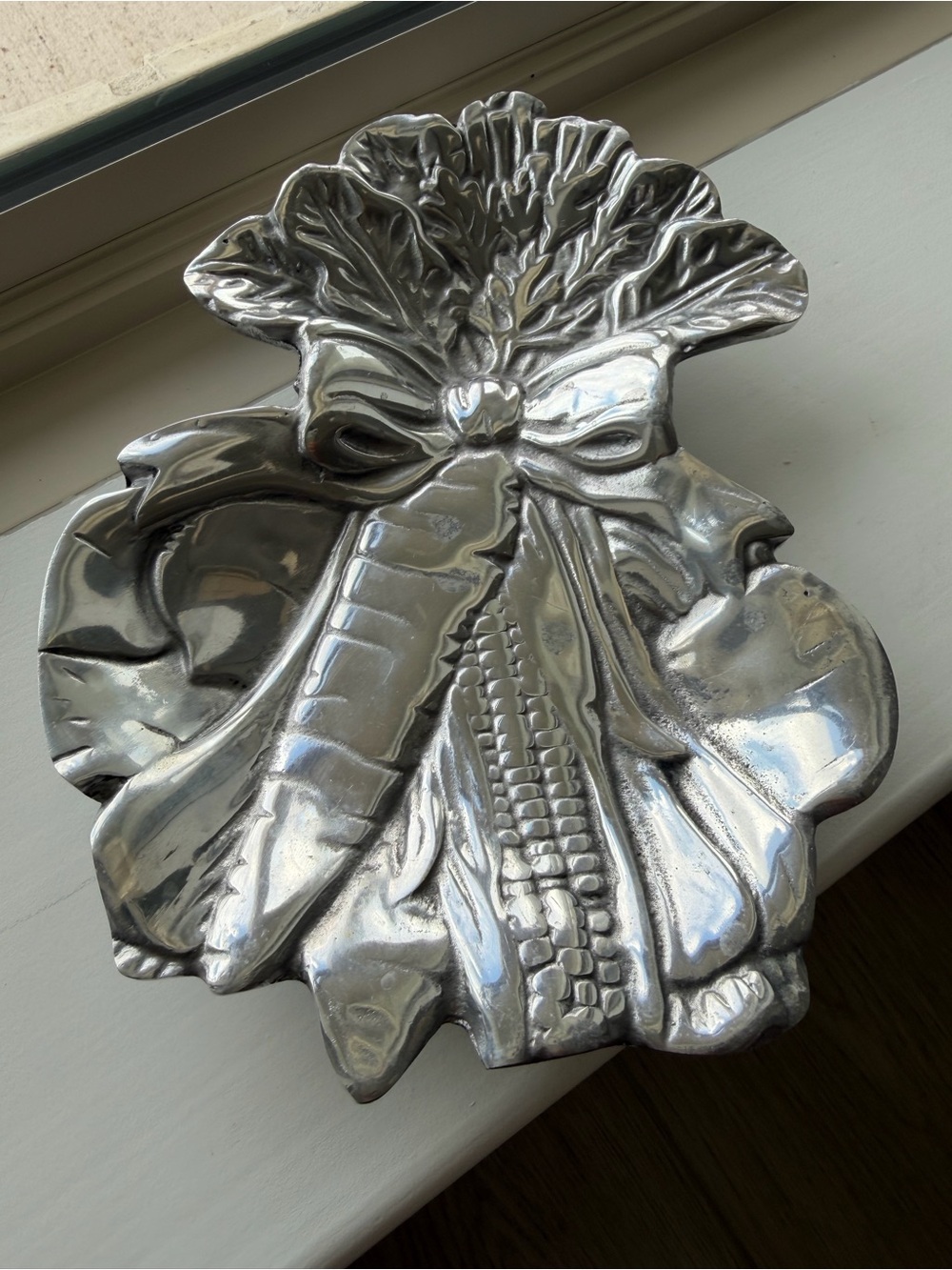 Decorative Arthur Court veggie Shaped Serving Tray - Silver